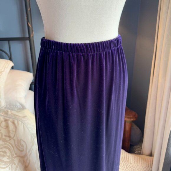 Royal Purple Velvet Long Sleeved Shirt and Maxi Skirt Set - Picture 10 of 16